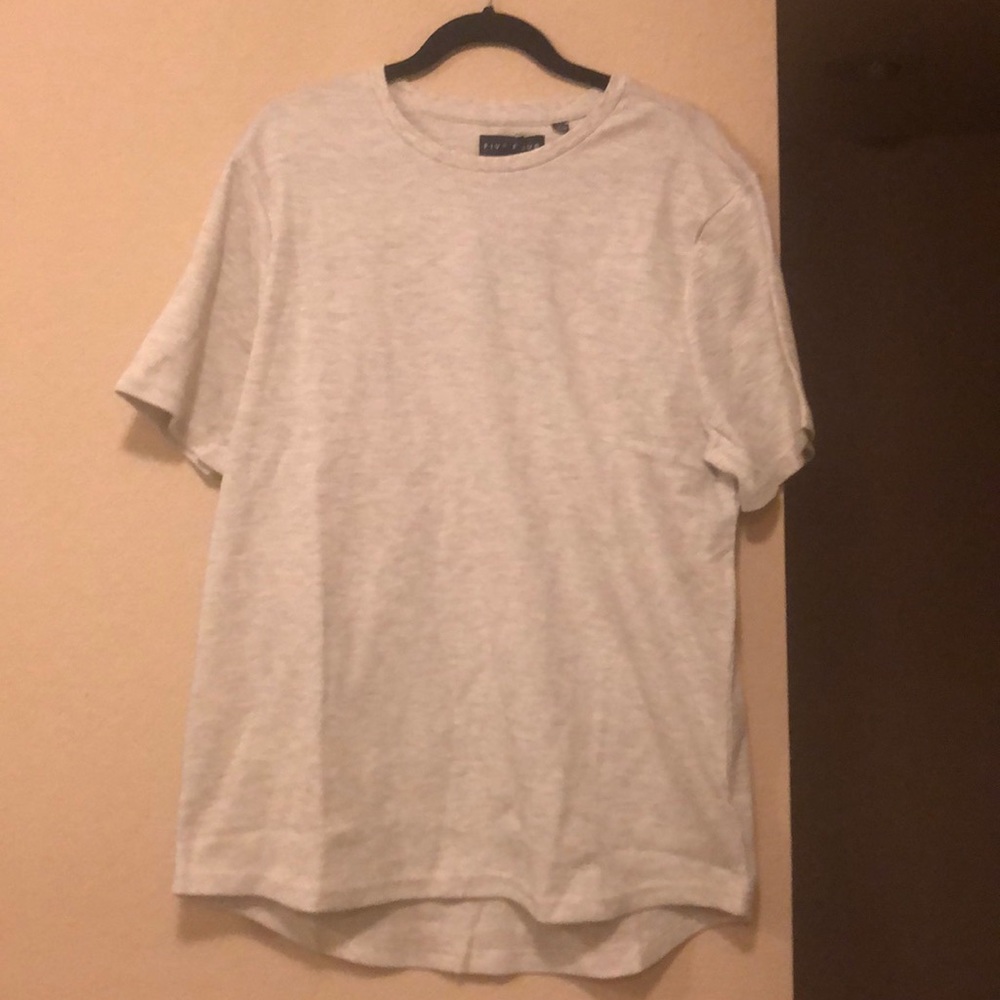 Light grey t shirt
